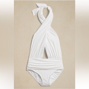 Gorgeous Banana Republic Plunge Swim